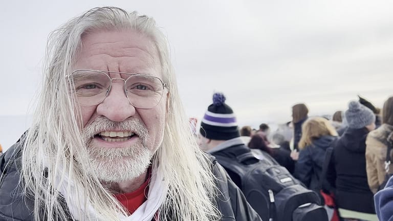 heart attack survivor at polar plunge minnesota 2023